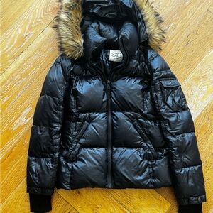 S13 Women's Black Puffer Jacket with Faux Fur Trim